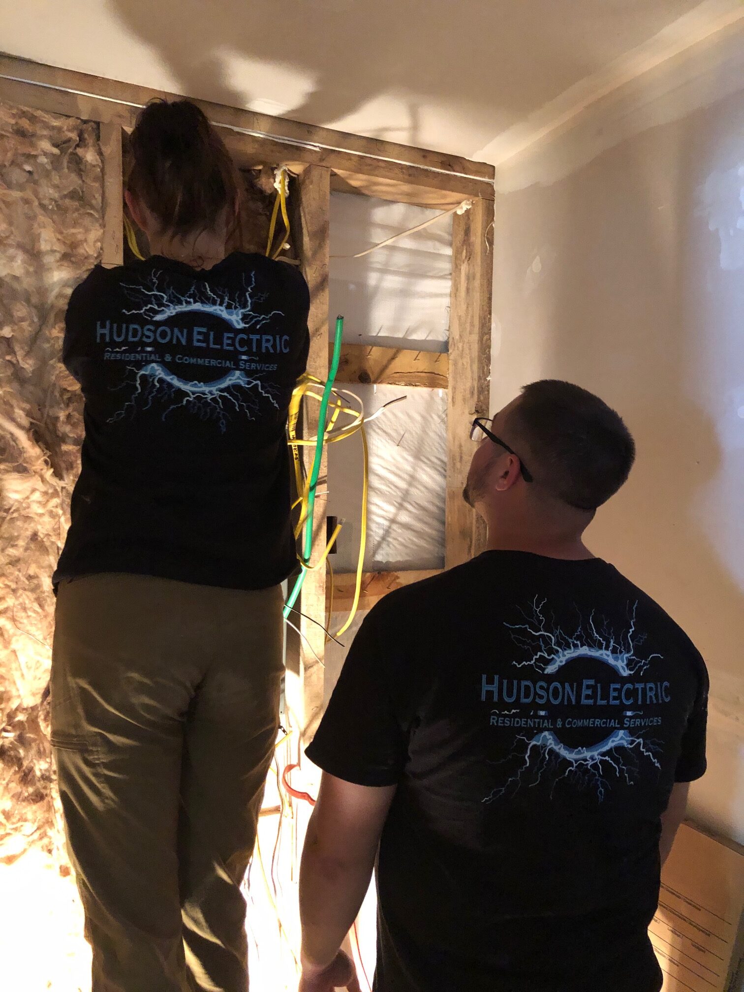 Licensed electrician performing panel upgrade for a residential home in Kentucky